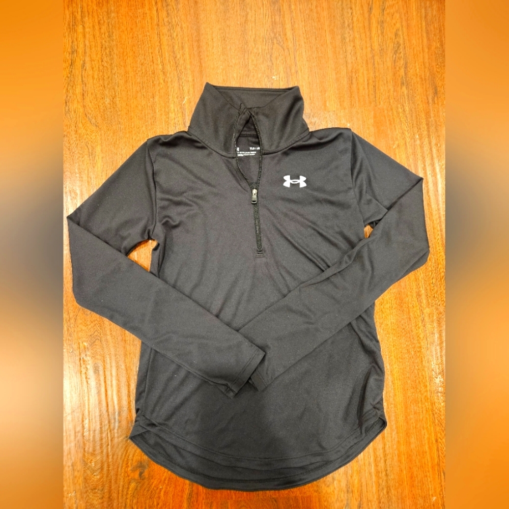 UA Youth Large half zip long sleeve